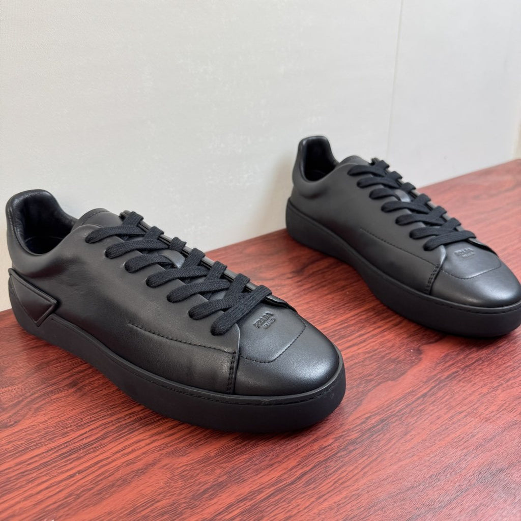 Prada Men's Triangle Detail Low-Top Sneakers