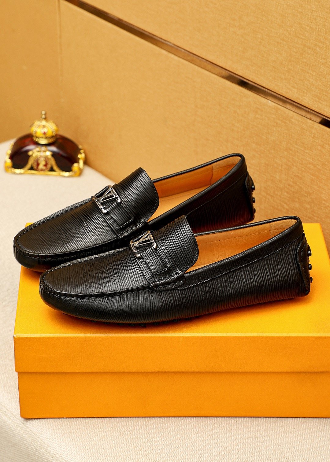 Louis Vuitton Textured Driving Shoes